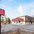 Exterior of Grove City Travel Inn Columbus South