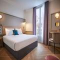 Exterior of Hôtel Cervantes by Happyculture