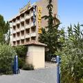 Exterior of Hôtel YKARD