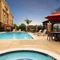 Exterior of Hampton Inn Beeville
