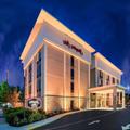 Exterior of Hampton Inn Dover