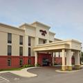 Exterior of Hampton Inn Dubuque