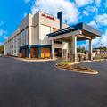 Exterior of Hampton Inn Gadsden