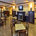 Exterior of Hampton Inn Geneseo