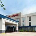 Exterior of Hampton Inn Laplace