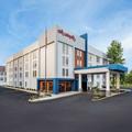 Exterior of Hampton Inn Louisville-Airport