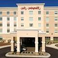 Exterior of Hampton Inn Lumberton