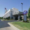 Exterior of Hampton Inn Muskogee