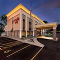 Exterior of Hampton Inn Rochester-South