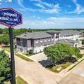 Image of Hampton Inn & Suites Denton