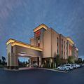 Exterior of Hampton Inn & Suites Millington
