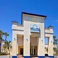 Photo of Hampton Inn & Suites Phoenix Glendale-Westgate