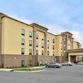 Exterior of Hampton Inn & Suites Shelby