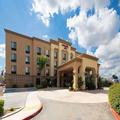 Exterior of Hampton Inn Visalia