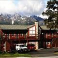 Exterior of Harborview Inn