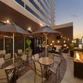Exterior of Hilton Chicago/Oak Brook Suites