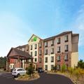 Exterior of Holiday Inn Express Hotel & Suites NEWPORT by IHG