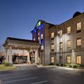 Exterior of Holiday Inn Express Hotel & Suites of Opelika / Auburn by IHG