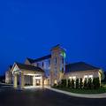 Exterior of Holiday Inn Express Logan An Ihg Hotel