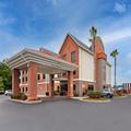 Exterior of Holiday Inn Express Savannah South I 95 Richmond An Ihg Hotel