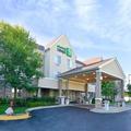 Image of Holiday Inn Express & Suites Chicago-Deerfield/Lincolnshire by IH