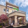 Image of Holiday Inn Express & Suites Chicago Libertyville
