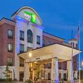 Exterior of Holiday Inn Express & Suites Duncan by IHG