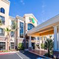 Image of Holiday Inn Express & Suites Eureka by IHG