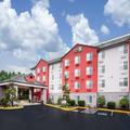 Exterior of Holiday Inn Express & Suites Lincoln City by IHG