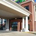 Photo of Holiday Inn Express & Suites Morton Peoria Area An Ihg Hotel