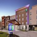 Exterior of Holiday Inn Express & Suites Plano The Colony