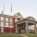 Exterior of Holiday Inn Express & Suites Selma by IHG