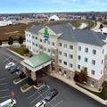 Exterior of Holiday Inn Express & Suites Waukegan by IHG
