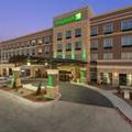 Exterior of Holiday Inn San Marcos Convention Center