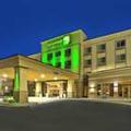 Exterior of Holiday Inn & Suites Green Bay Stadium An Ihg Hotel