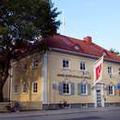 Exterior of Home Hotel Uman