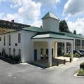 Photo of Home Town Inn & Suites Macon
