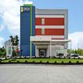Exterior of Home2 Suites by Hilton