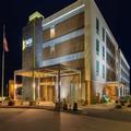 Exterior of Home2 Suites by Hilton Joplin
