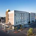 Photo of Home2 Suites by Hilton Phoenix Avondale