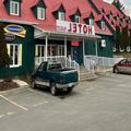 Exterior of Hotel Cowansville