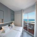 Exterior of Hotel El Puerto by Pierre & Vacances