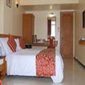 Photo of Hotel Emarald Hotel