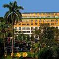 Exterior of Hotel Manvin's