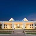 Exterior of Hotel Renovo Des Moines Urbandale,Tapestry Collection Hilton