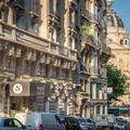 Exterior of Hotel Trianon Rive Gauche