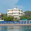 Exterior of Hotel Villa Lo Scoglietto
