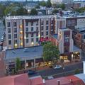 Exterior of Hotel Warner