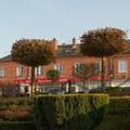 Exterior of Hotel restaurant Entre Nous
