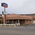 Exterior of Howard Johnson Hotel & Suites by Wyndham St. George